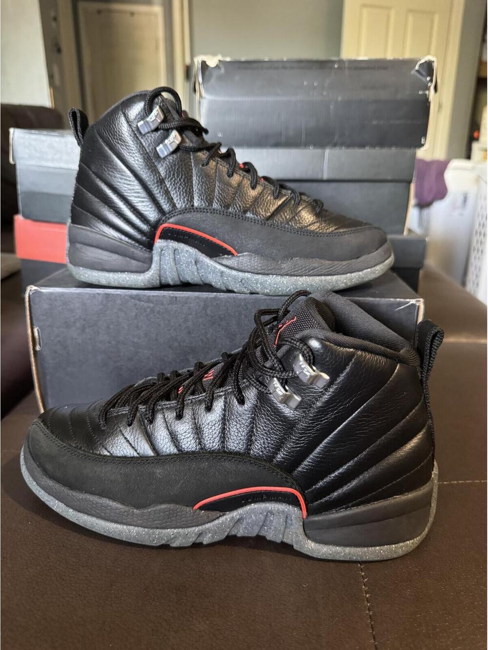 Jordan 12 Utility